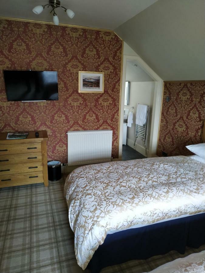 The Lodge Guest House Элгин Экстерьер фото